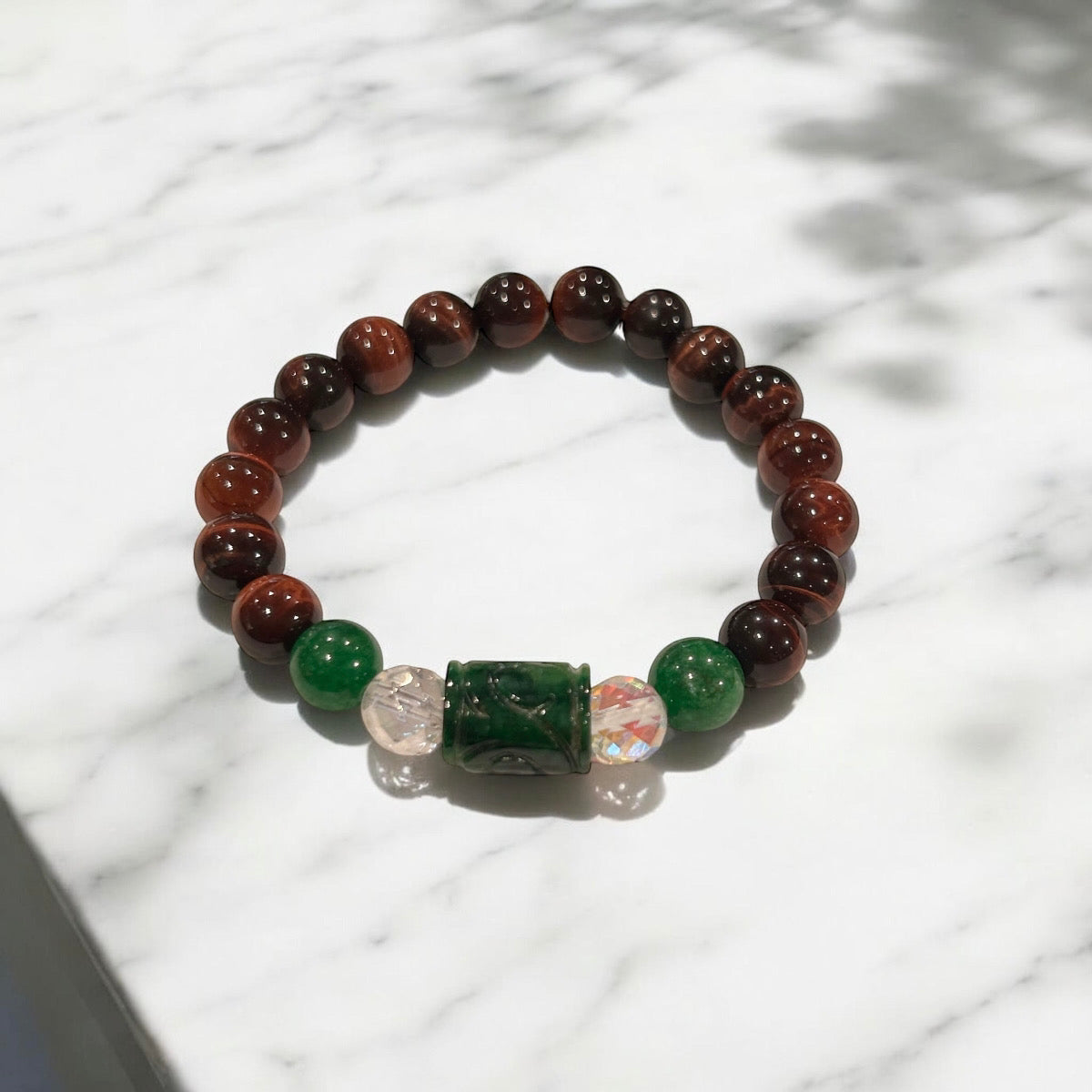 【新作】天然彫刻ヒスイ&レッドタイガーアイ ブレスレット
